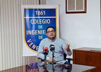 Ingenieros agrónomos y aeronáuticos apoyan a los agricultores a regularizar uso de drones