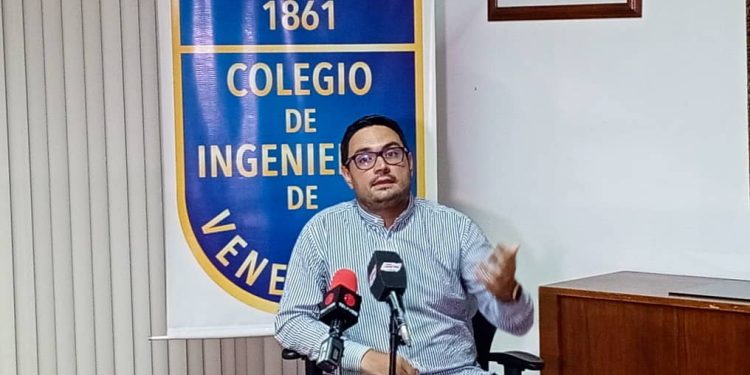 Ingenieros agrónomos y aeronáuticos apoyan a los agricultores a regularizar uso de drones