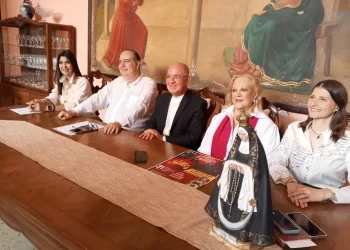 Monseñor González de Zárate invitó a participar en las fiestas a la Virgen del Socorro