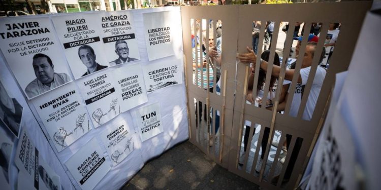 Academias piden liberar a detenidos tras protestas poselectorales