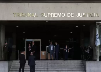 Declaran inadmisible revisión constitucional interpuesta por Ecarri