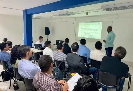 Discuten Proyecto de Ley de Ejercicio del Politólogo en Carabobo