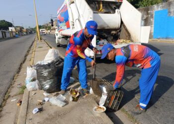 Alcaldía de Valencia desplegó operativo especial de limpieza