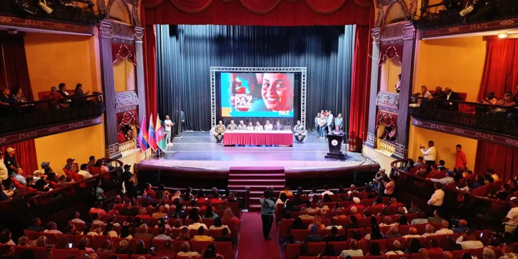 Juramentan a más de 900 jueces de paz comunal en Carabobo