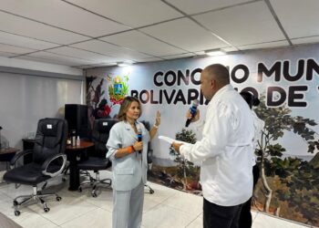 Comunicado Oficial: Juramentada Dina Castillo como alcaldesa (E) del municipio Valencia