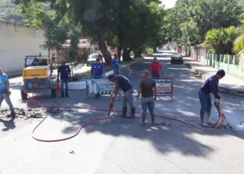 Hidrocentro sustituye tubería de aguas servidas en Rancho Grande