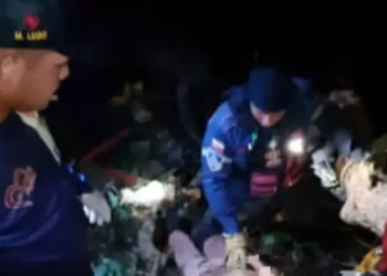 Conductor falleció tras caer por un barranco en Morón