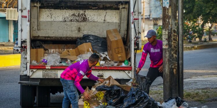 Alcaldía de Naguanagua ejecutó operativo de limpieza este 01Ene