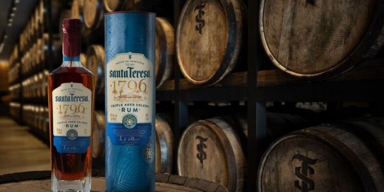 Forbes elige a Santa Teresa 1796 como el mejor ron del año