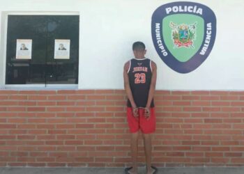 Detienen a un hombre por secuestrar y abusar de una joven