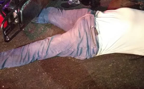 Murió tras derrapar su moto en la Av. Bolívar de Valencia