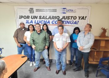Gremios de la UC piden al gobierno aumento salarial