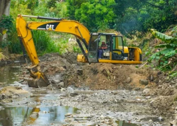 Naguanagua avanza en la limpieza de canales y ríos para prevenir inundaciones