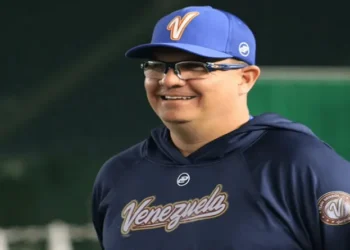 Omar López es el mánager para el Clásico Mundial 2026