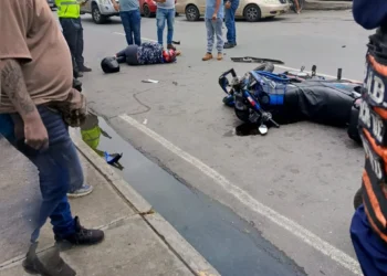 Dos lesionados tras estrellarse contra una Toyota 4 Runner