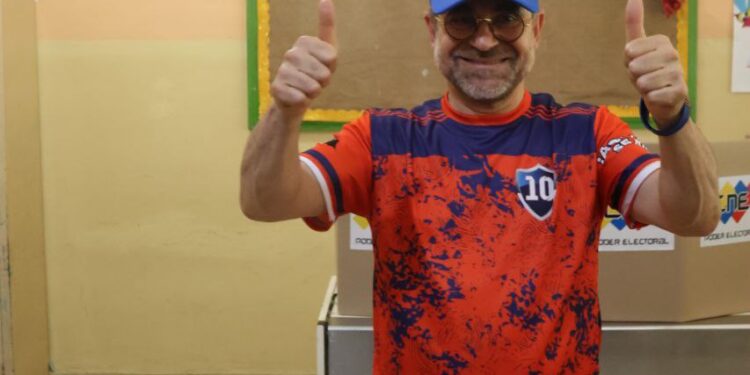 Lacava participó en el simulacro electoral desde Montalbán