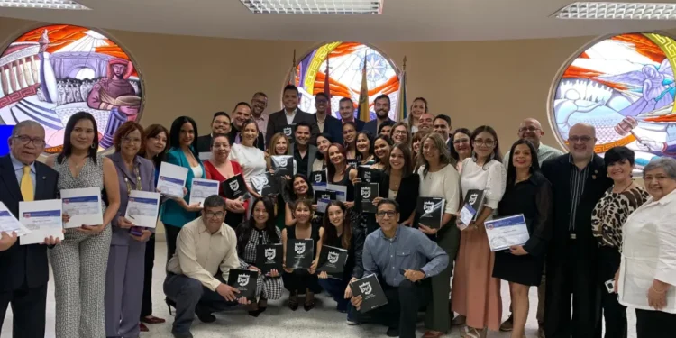 UJAP reconoció a periodistas de Carabobo