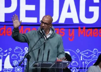 Maestros debaten propuestas para el plan de 10 años de la educación