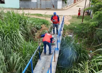 Rehabilitan puente peatonal en Libertadores B