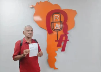 Adultos mayores denuncian presunto maltrato en algunas entidades bancarias privadas en Valencia