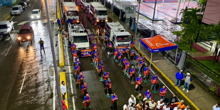 Más de 150 trabajadores se activan como cuadrillas de limpieza nocturnas en Naguanagua