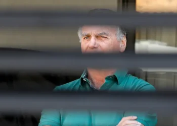 Bolsonaro es condenado a 27 años de cárcel por golpismo