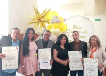 Universidad Católica Santa Rosa graduó a 32 nuevos locutores en Carabobo