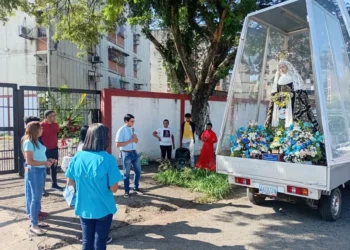 Virgen del Socorro llevó su bendición a Parque Valencia