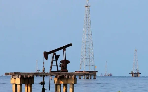 Llega a Venezuela una instalación petrolera flotante