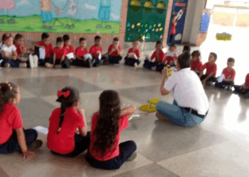 IMA inició sesiones educativas en colegios de Valencia