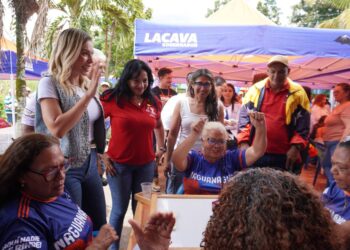Alcaldesa Niño entrega dotación al Asilo San Martín de Porres 