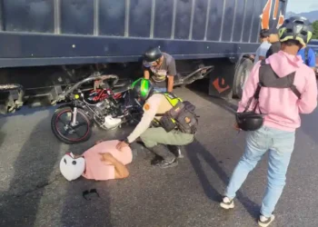 Motorizado herido tras derrape de moto en Naguanagua