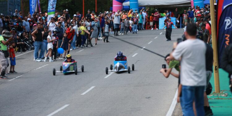 La tradición de los «Carritos YMCA» regresó a Valencia
