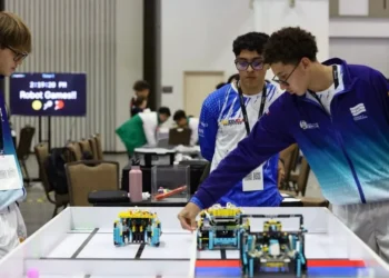 Colegio Joseph Lancaster y Gen10s destacan en World Robot Olympiad