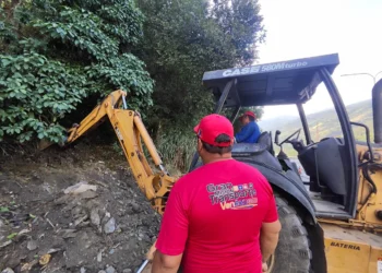 Inician plan de Vialidad en Autopista Valencia-Puerto Cabello