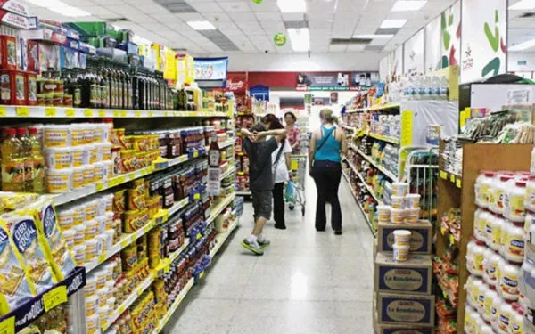 Ventas navideñas en supermercados aumentó 5 %