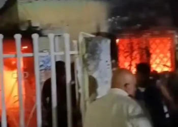 Incendio consumió vivienda de tres adultos mayores en El Palotal