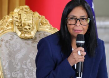 Delcy Rodríguez: diálogo es el pilar para la paz