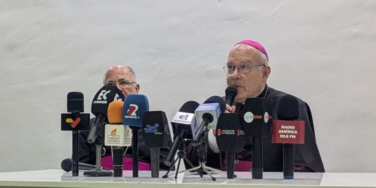 Nuncio apostólico pide ser más solidarios en tiempos difíciles