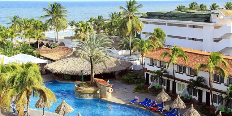 Reporta ocupación hotelera de 100 % en Semana Santa