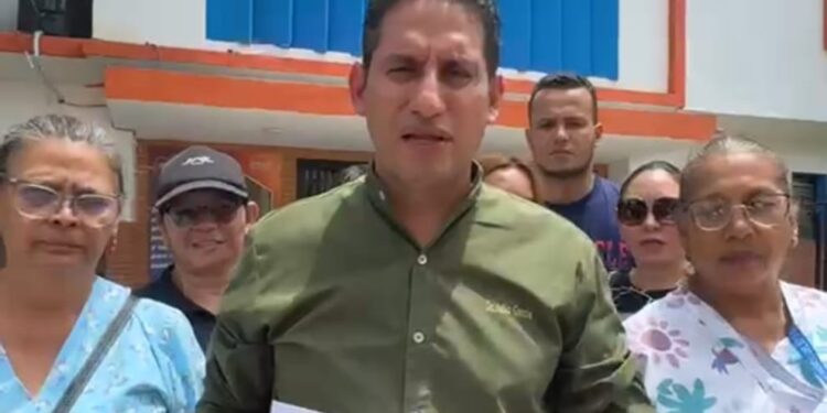 Enfermeros de Carabobo exigen diálogo para atender crisis