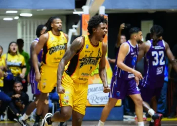 Gaiteros sacó orgullo de campeón y frenó barrida