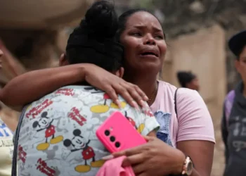 Sube a 920 la cifra oficial de fallecidos por los terremotos en Venezuela
