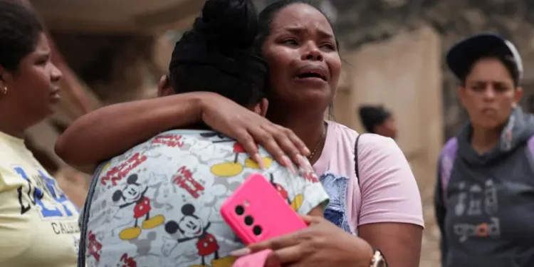 Sube a 920 la cifra oficial de fallecidos por los terremotos en Venezuela