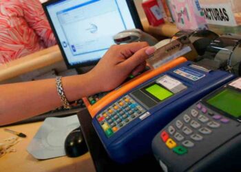 Cerca de 60% de los puntos de ventas en La Guaira quedaron inoperativos