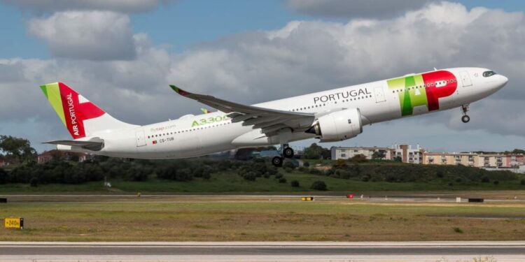 Valencia recibirá vuelo desde Portugal con 8,7 toneladas de material médico