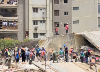 Aumentó a 2.295 la cifra de fallecidos por terremotos