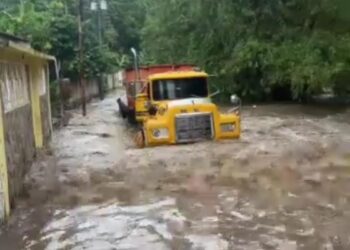 Fuertes lluvias causan afectaciones en la zona costera carabobeña