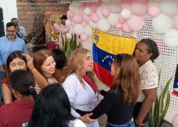Saná Rafeh: «Las mujeres hoy son fundamentales para los cambios políticos en Venezuela»