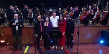 Orquesta Sinfónica de Carabobo puso a bailar al público en su tributo al maestro Juan Luis Guerra